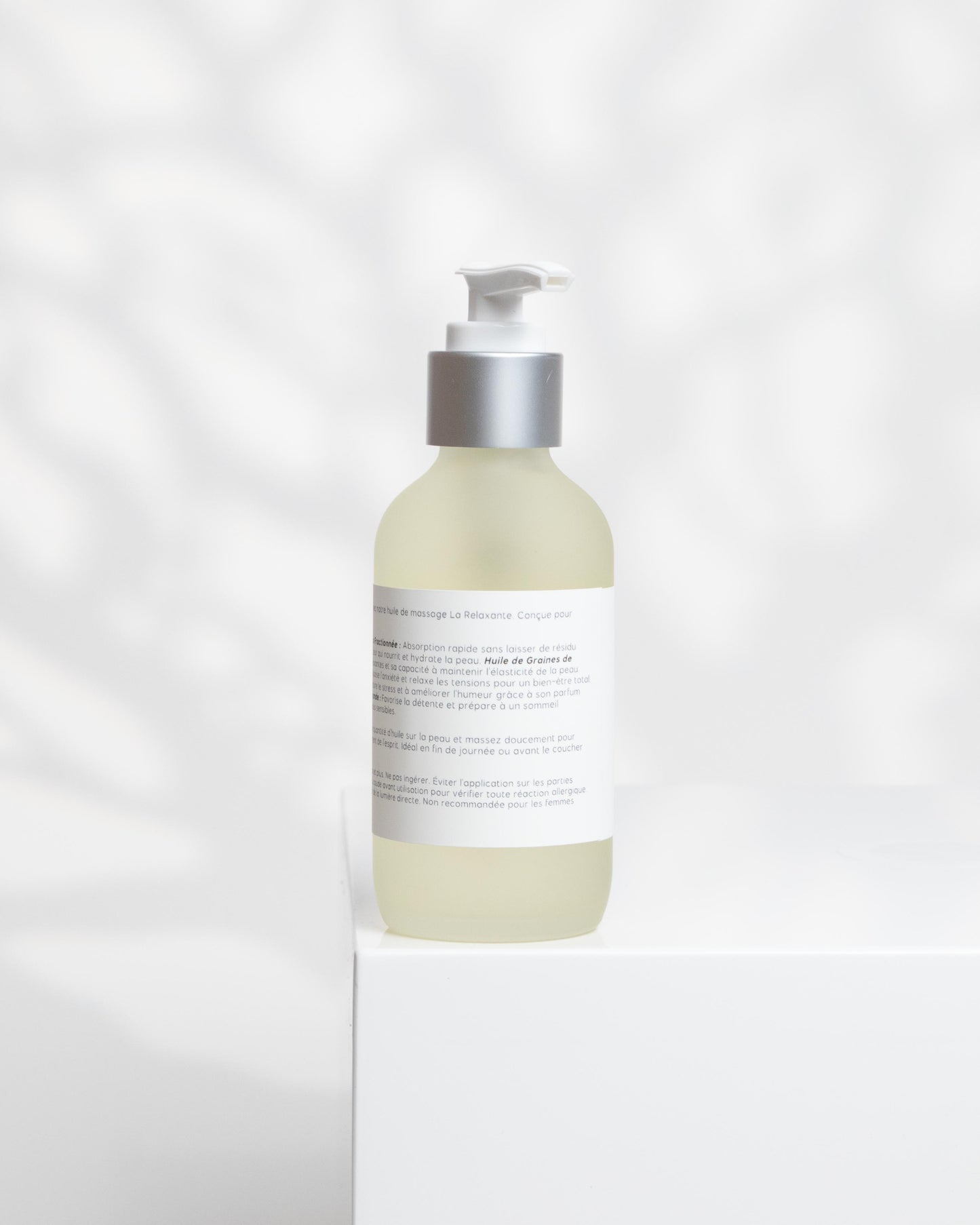 pandoetco_bougie_stvalentin_2025_huile_massage-5_dc039acf-4e4e-4fab-9eb0-8907d602cb99