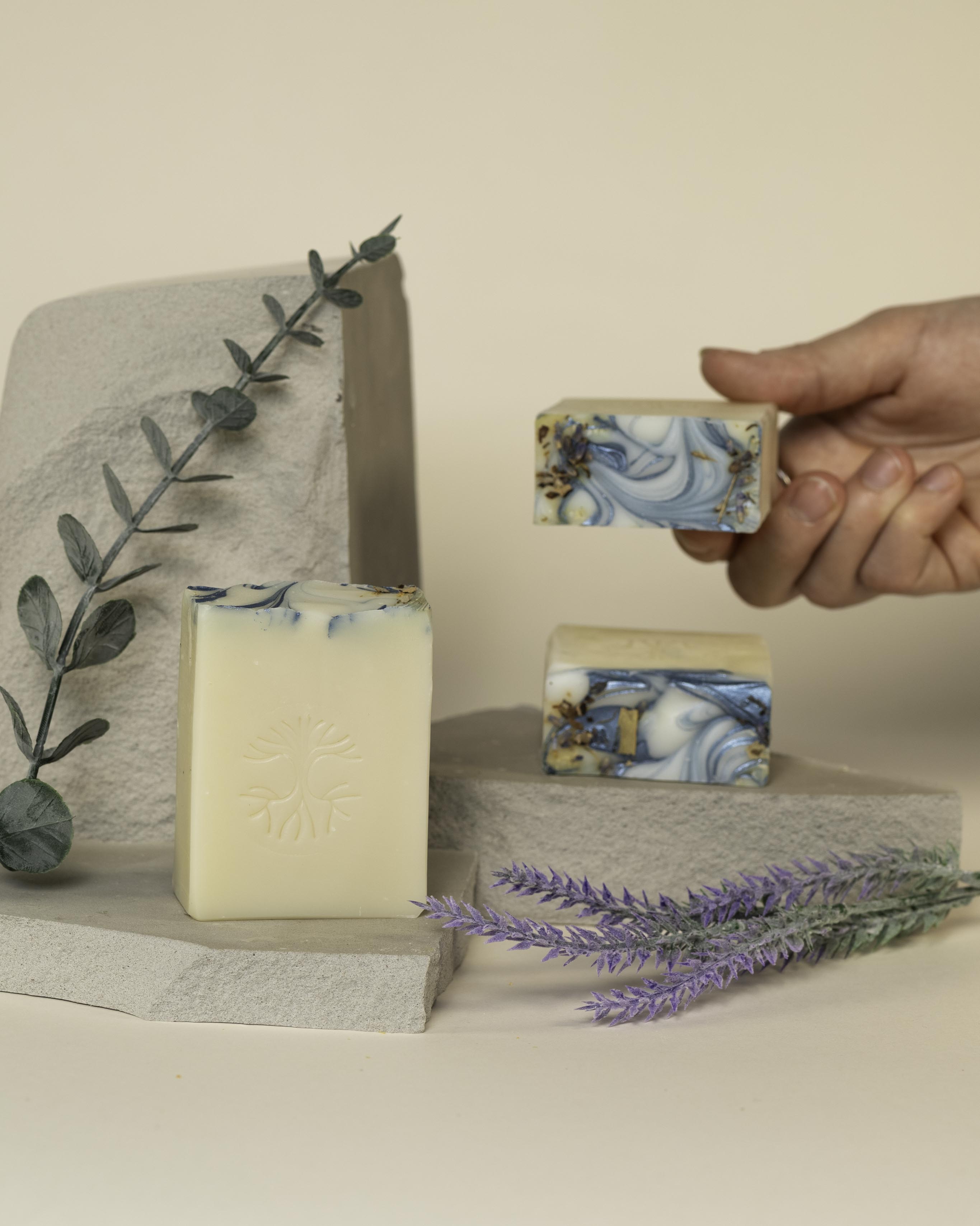 Nettoyage doux et naturel avec savon Eucalyptus et Lavande